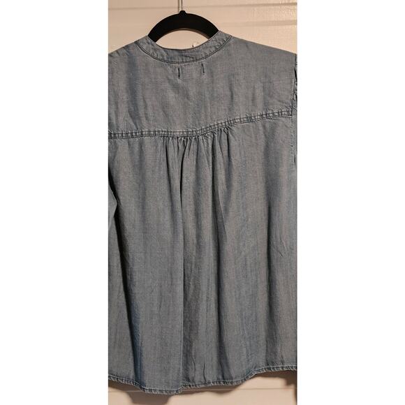 NWT Evereve Women’s Denim Shirt – Size XS – Mid Denim Poppy Style - Picture 5 of 5